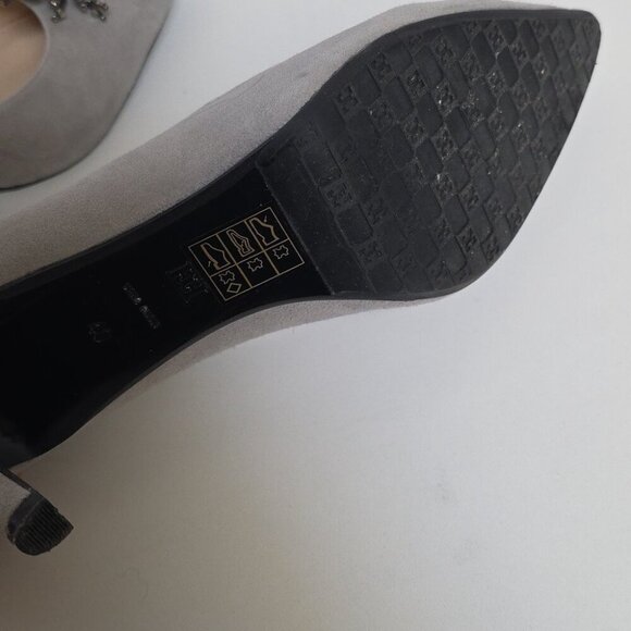 ESCADA | Gray Suede Heels Silver Embellishments Sz 40 - Picture 7 of 8